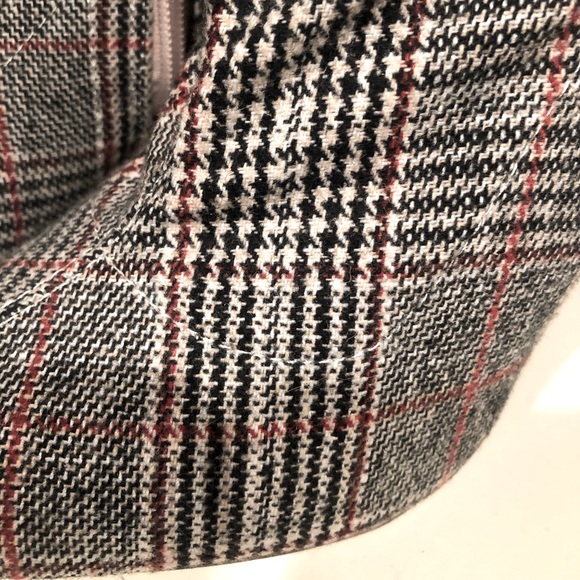 Chase & Chloe Brook 2 Block Heel Bootie - Picture 8 of 9